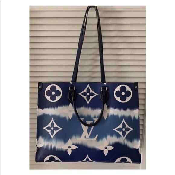 Louis Vuitton OnTheGo Tote Escale Monogram GM Tote, New, Limited Edition - Picture 4 of 10